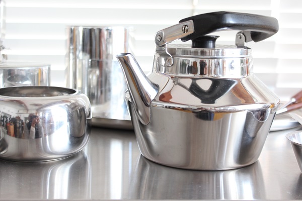 Modernakok社 ステンレスケトル 1,5L