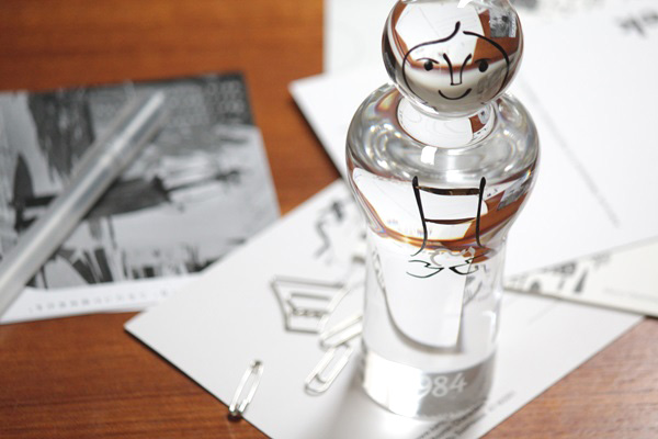 Kosta Boda Familjen / 1984年 Fredsar(peace)